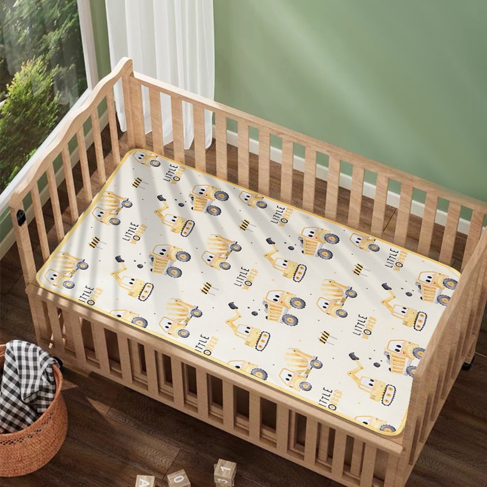 Diaper Changing Mat - بساط ناعم مقاوم للماء لحماية السرير